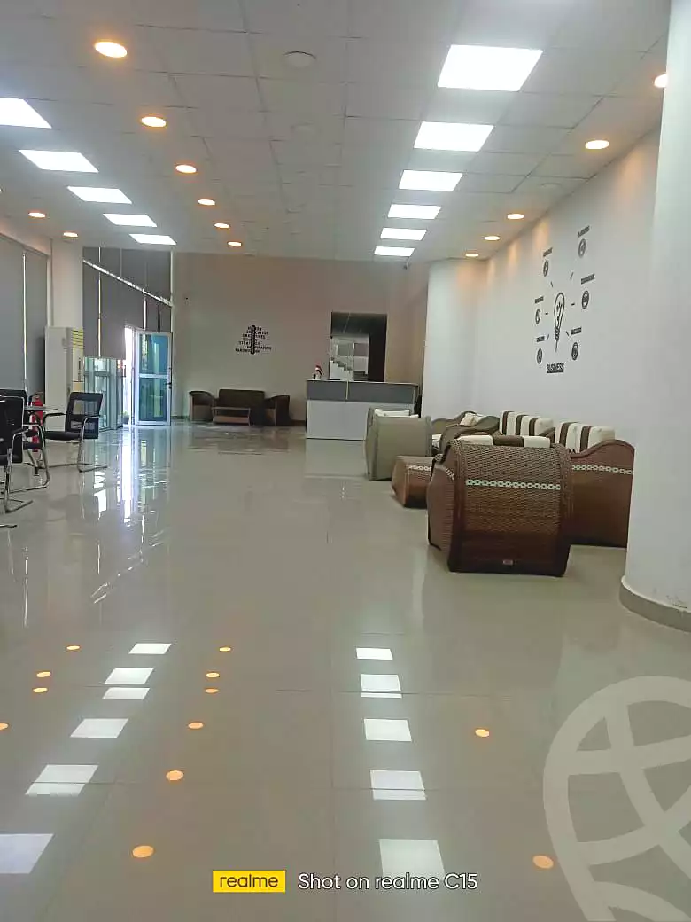 https://aqarmap.com.eg/ar/listing/7043967-for-rent-cairo-new-cairo-el-maantiqah-el-sinaiyyah
