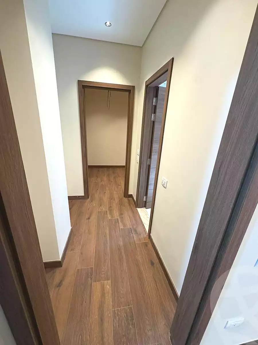 https://aqarmap.com.eg/ar/listing/7043975-for-rent-cairo-new-cairo-first-settlement-mhwr-mstfy-kml