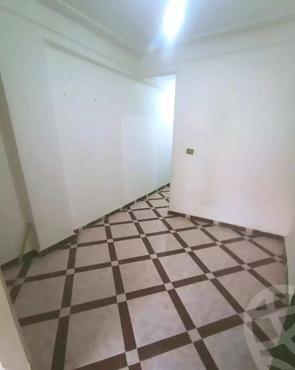 https://aqarmap.com.eg/ar/listing/7044540-for-sale-alexandria-lsywf-el-falki