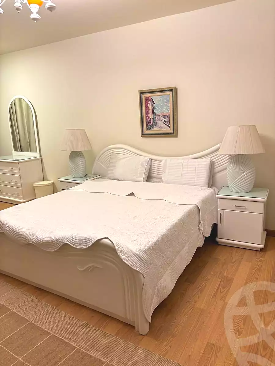 https://aqarmap.com.eg/ar/listing/7044922-for-rent-cairo-new-cairo-compounds-diplomats-compound