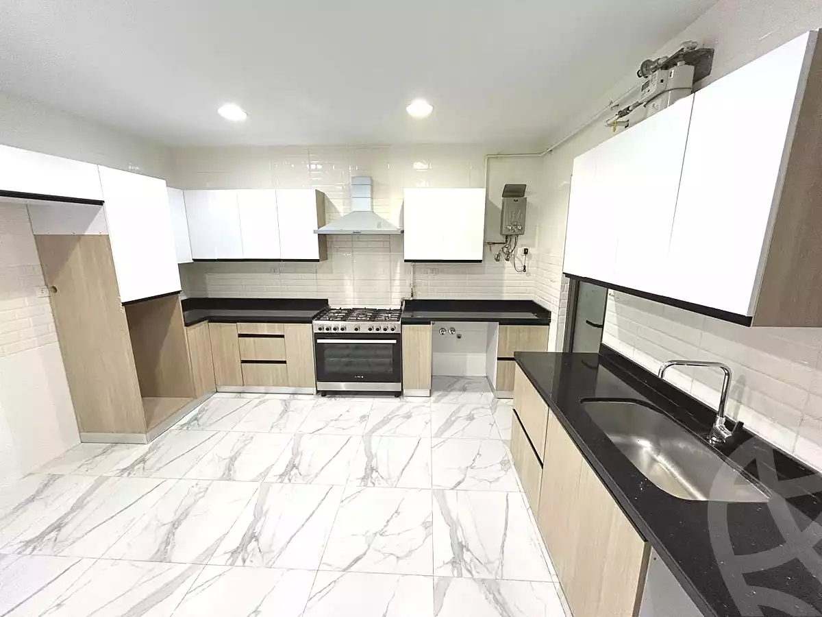 https://aqarmap.com.eg/en/listing/7045031-for-rent-cairo-new-cairo-compounds-lakeview-residence