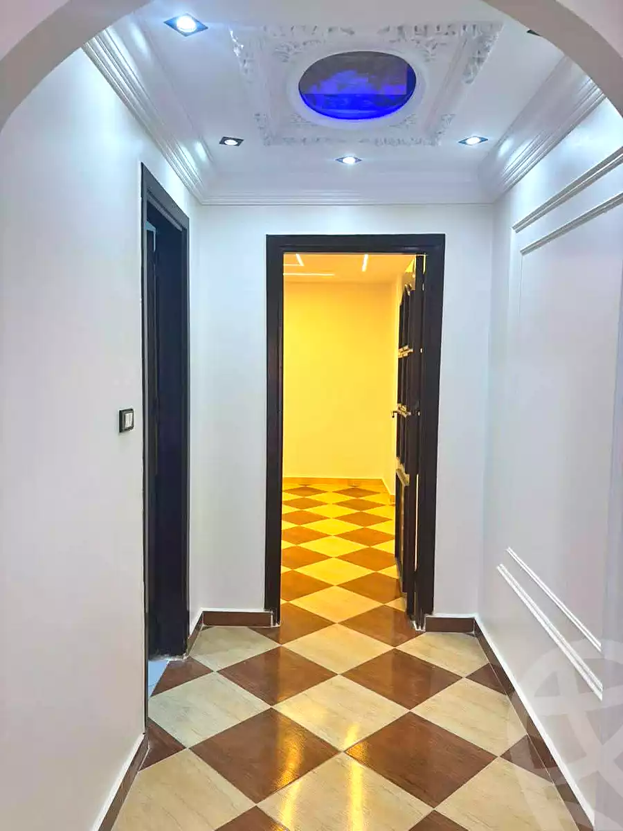 https://aqarmap.com.eg/ar/listing/7045092-for-sale-alexandria-el-asafra-shr-45