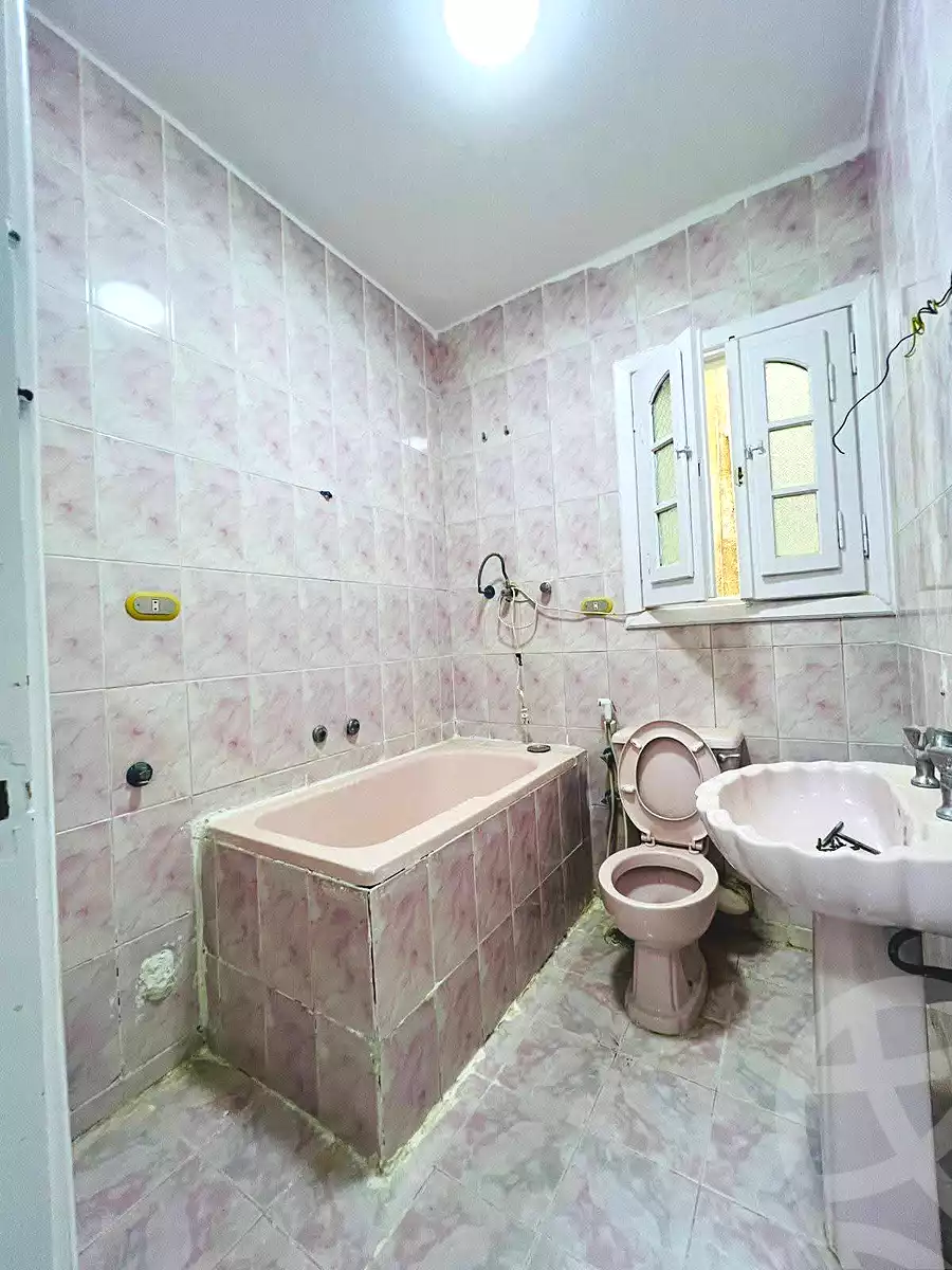 https://aqarmap.com.eg/ar/listing/7045259-for-sale-alexandria-al-agamy
