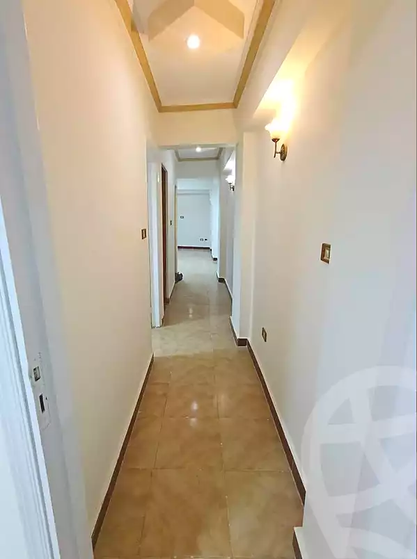 https://aqarmap.com.eg/ar/listing/7045509-for-sale-alexandria-lsywf-el-falki