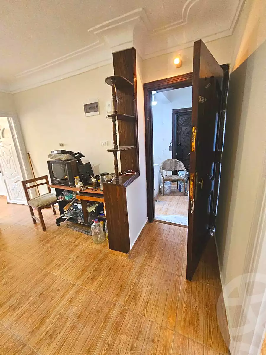 https://aqarmap.com.eg/ar/listing/7045681-for-sale-alexandria-alhadara-new-el-hadra