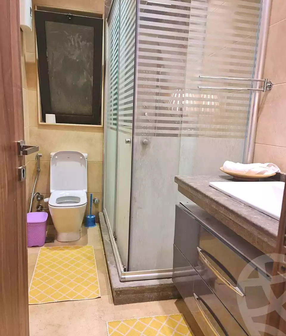 https://aqarmap.com.eg/en/listing/7045737-for-rent-cairo-new-cairo-compounds-lakeview-residence