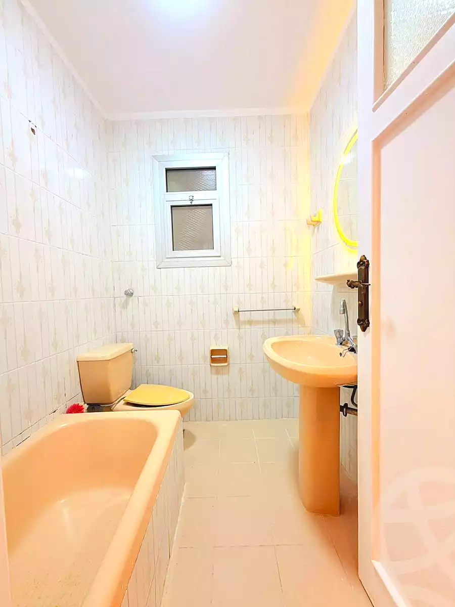 https://aqarmap.com.eg/ar/listing/7045858-for-sale-alexandria-al-agamy-shataa-el-nakheel