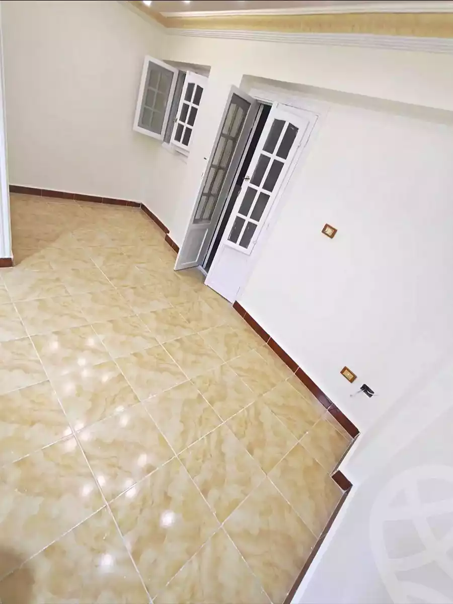 https://aqarmap.com.eg/ar/listing/7045960-for-sale-alexandria-lsywf-el-falki