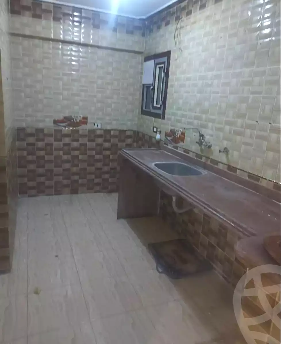 https://aqarmap.com.eg/en/listing/7045973-for-sale-alexandria-sydy-bshr-sydy-bshr-qbly-hassan-refaat-st
