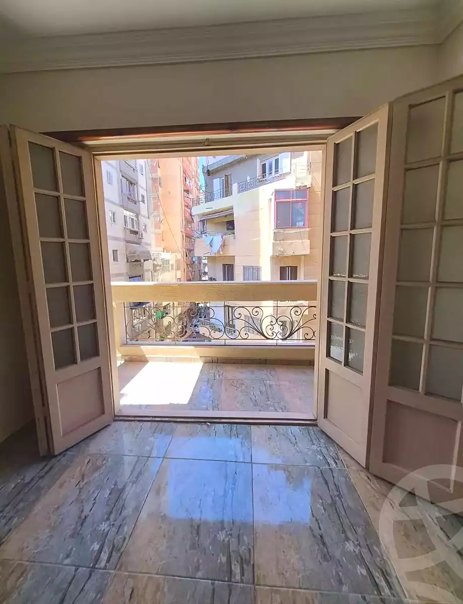 https://aqarmap.com.eg/en/listing/7046163-for-sale-alexandria-lsywf-gamila-abu-herid-st