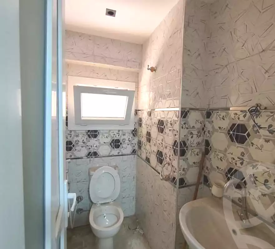 https://aqarmap.com.eg/en/listing/7046976-for-sale-alexandria-moharram-bey