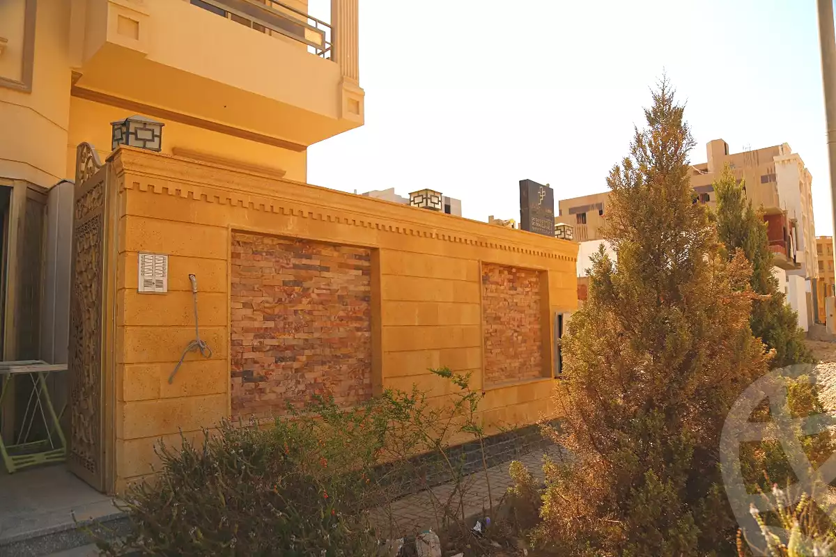 https://aqarmap.com.eg/ar/listing/7047105-for-sale-cairo-6th-of-october-el-tawsaat-el-shamalya-hy-2000-qt