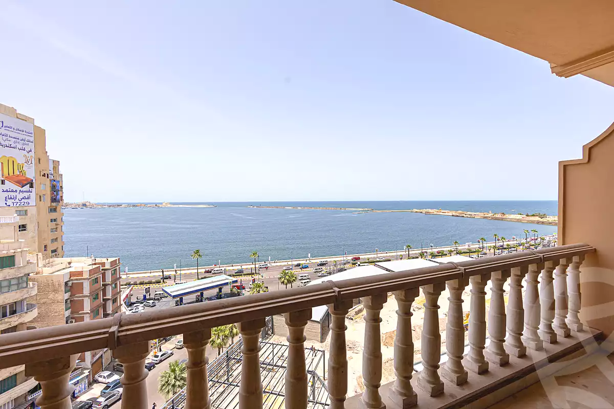 https://aqarmap.com.eg/ar/listing/7047175-for-sale-alexandria-l-zryt-el-horeya-rd