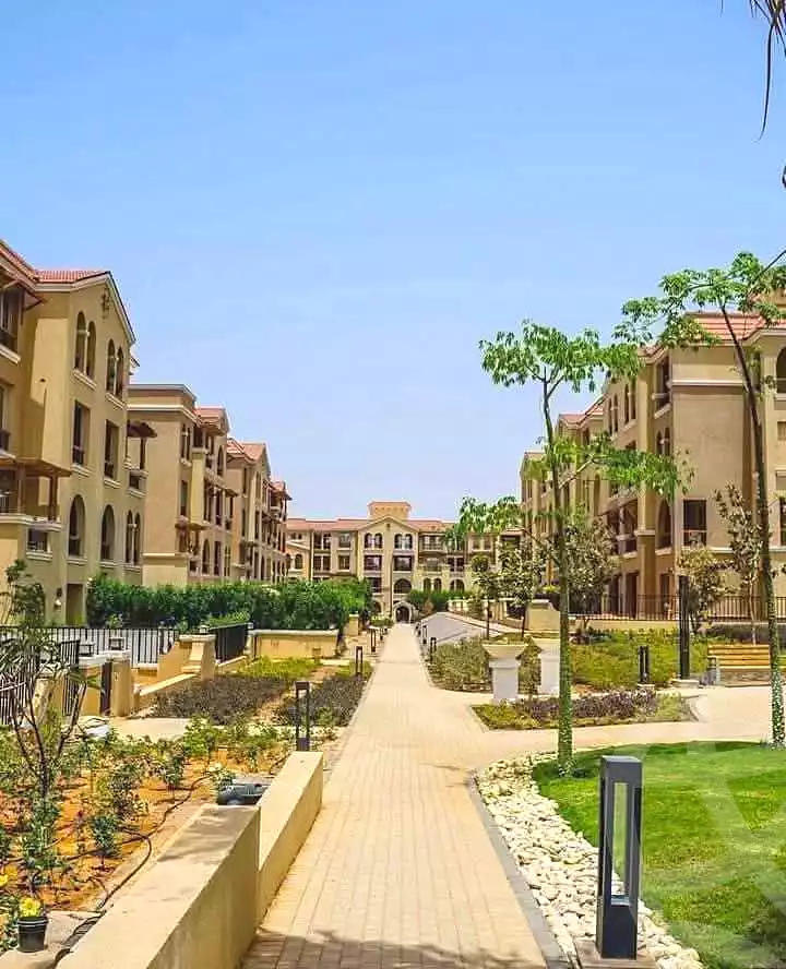 https://aqarmap.com.eg/ar/listing/7047216-for-sale-cairo-el-shorouk-compounds-maadi-view