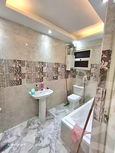 https://aqarmap.com.eg/en/listing/7047229-for-sale-alexandria-lsywf-el-falki
