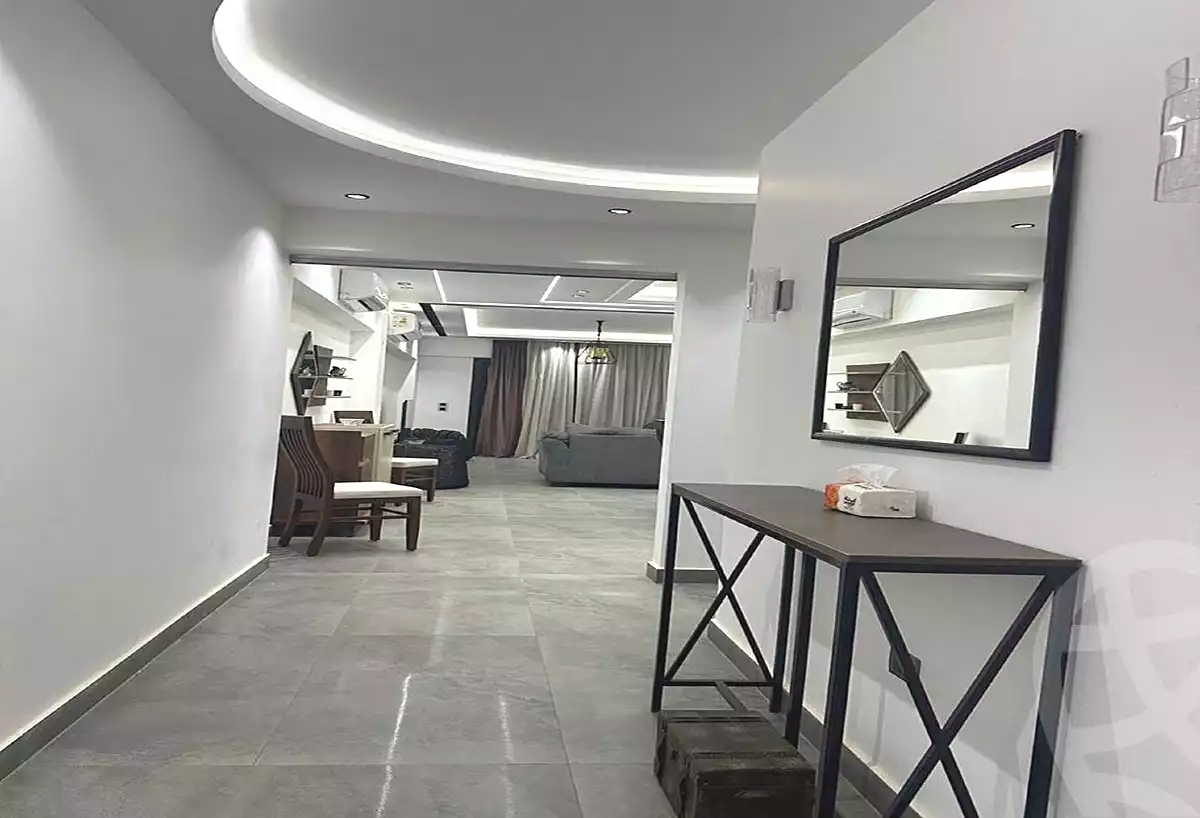 https://aqarmap.com.eg/ar/listing/7047441-for-sale-cairo-el-maadi-compounds-grand-gate