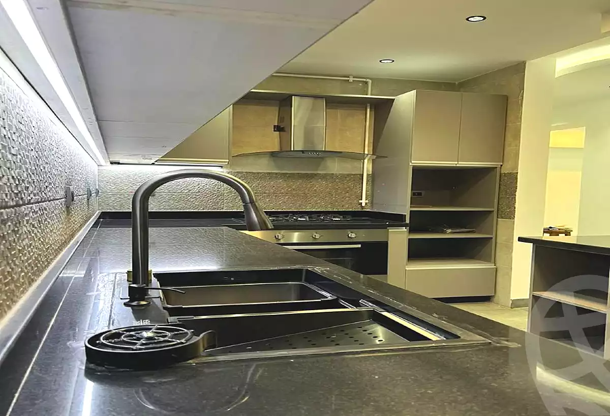 https://aqarmap.com.eg/ar/listing/7047477-for-sale-cairo-el-maadi-compounds-grand-gate