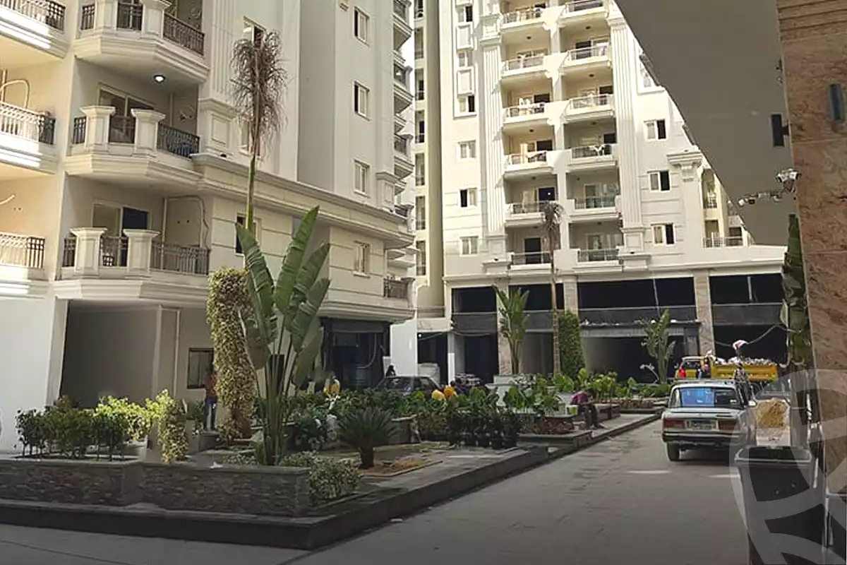 https://aqarmap.com.eg/ar/listing/7047608-for-sale-alexandria-smouha-compounds-in-smouha-valore-smouha