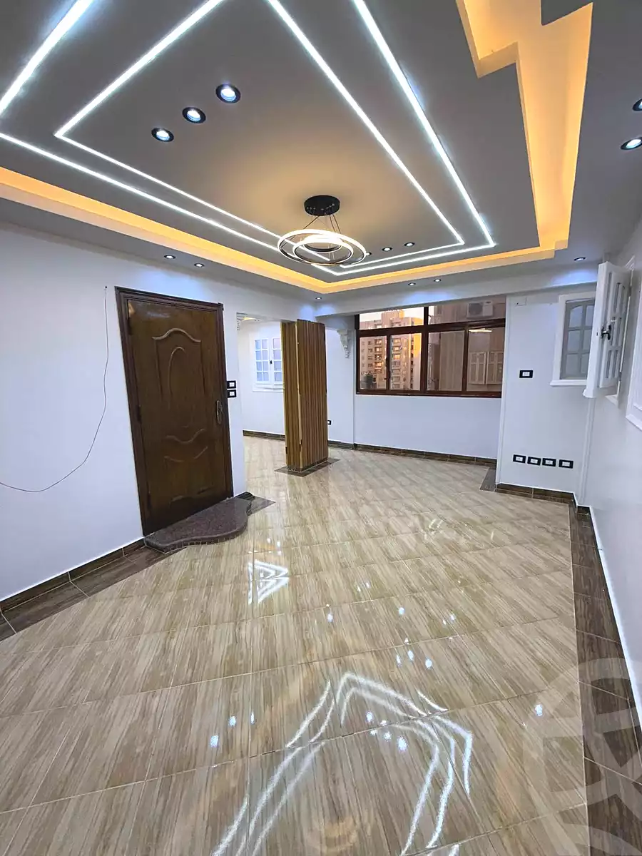https://aqarmap.com.eg/ar/listing/7047838-for-sale-alexandria-el-asafra-l-sfr-bhry