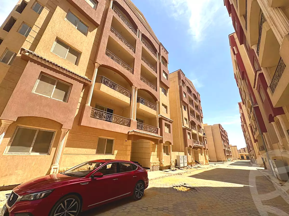 https://aqarmap.com.eg/ar/listing/7047796-for-sale-cairo-new-cairo-compounds-loaloat-new-cairo