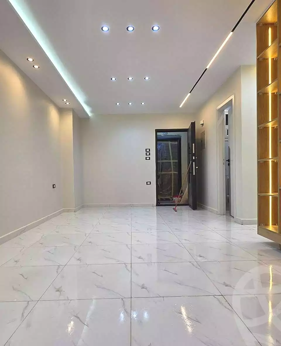 https://aqarmap.com.eg/ar/listing/7047855-for-sale-cairo-hadayek-el-ahram-khafraa-gate