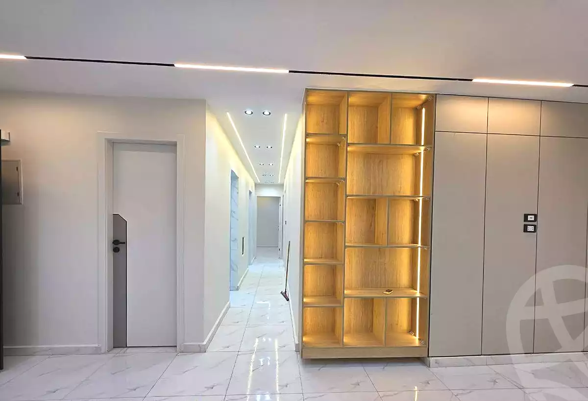 https://aqarmap.com.eg/ar/listing/7047855-for-sale-cairo-hadayek-el-ahram-khafraa-gate