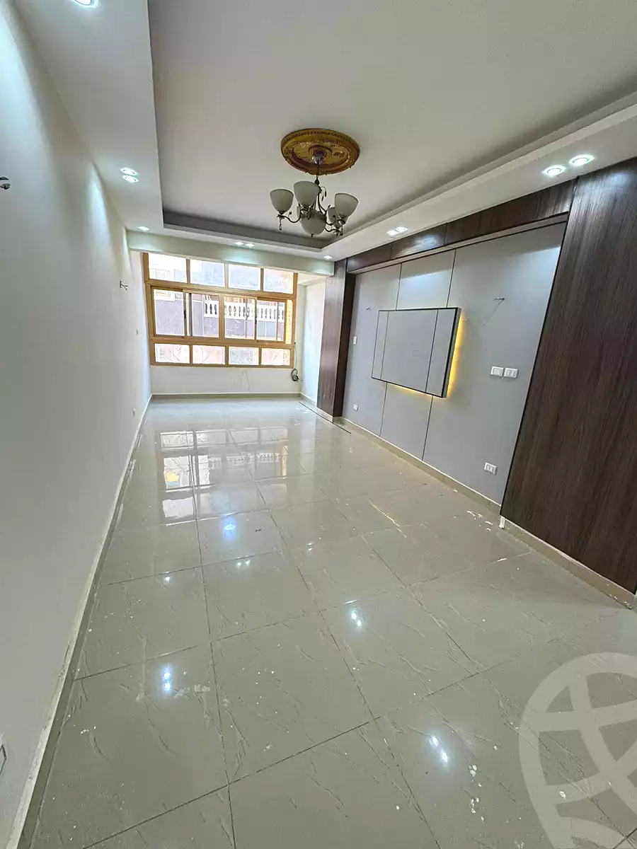 https://aqarmap.com.eg/ar/listing/7048155-for-sale-cairo-el-haram-el-lebeny-soltan-khattab-st