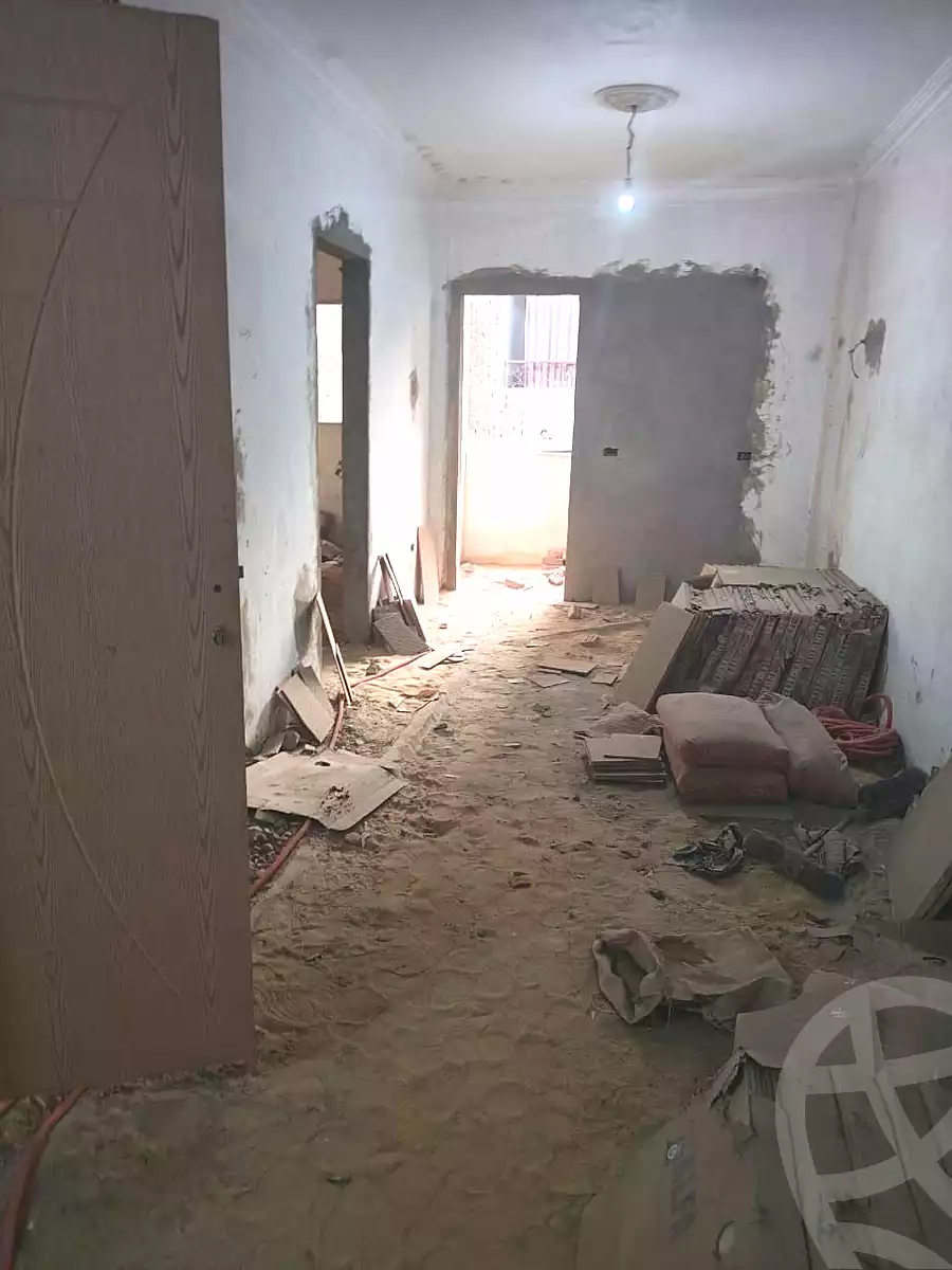 https://aqarmap.com.eg/ar/listing/7048228-for-sale-cairo-helwan-hadayek-helwan-el-khashab-canal