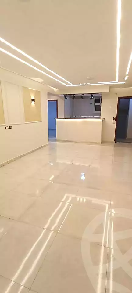 https://aqarmap.com.eg/ar/listing/7048257-for-sale-cairo-helwan-hadayek-helwan-el-eshrein-st