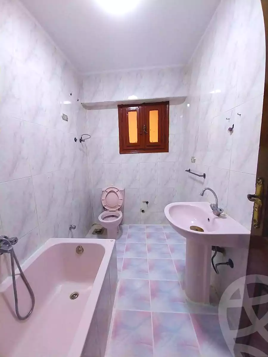 https://aqarmap.com.eg/en/listing/7048446-for-sale-alexandria-al-agamy-shataa-el-nakheel