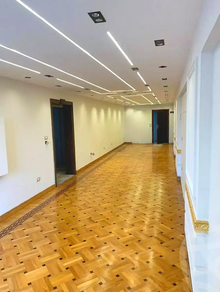 https://aqarmap.com.eg/en/listing/7048586-for-sale-alexandria-al-agamy-el-hanouvel