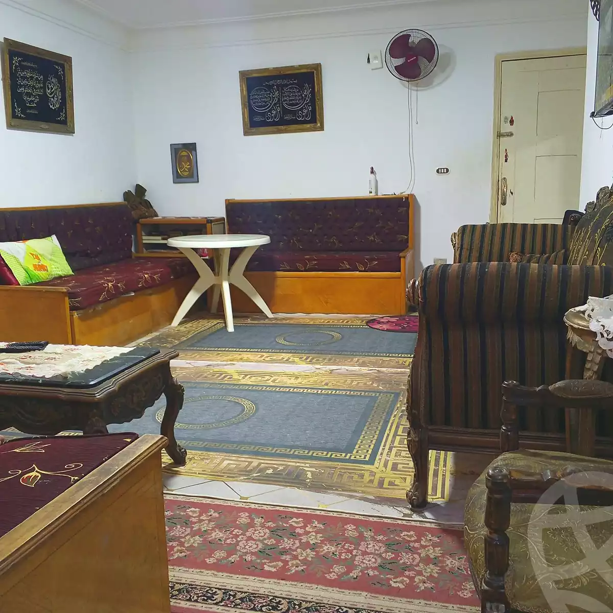 https://aqarmap.com.eg/en/listing/7048598-for-sale-alexandria-al-agamy-bw-ywsf-hosni-mubarak-st