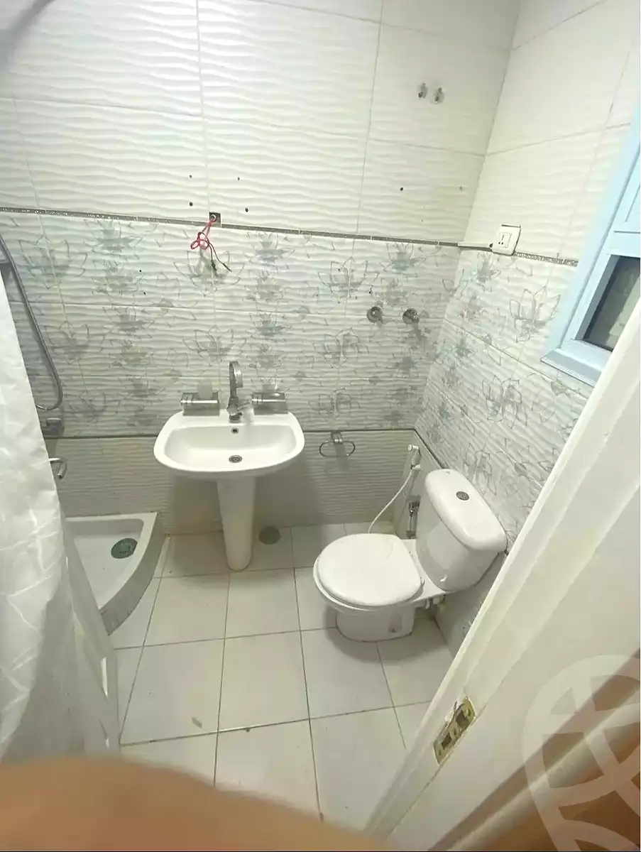 https://aqarmap.com.eg/ar/listing/7048687-for-sale-alexandria-zezenia-ibrahim-el-attar-st