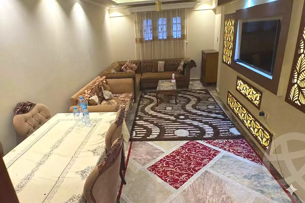 https://aqarmap.com.eg/en/listing/7048713-for-sale-alexandria-ganaklis-shr-mrtdy-bsh
