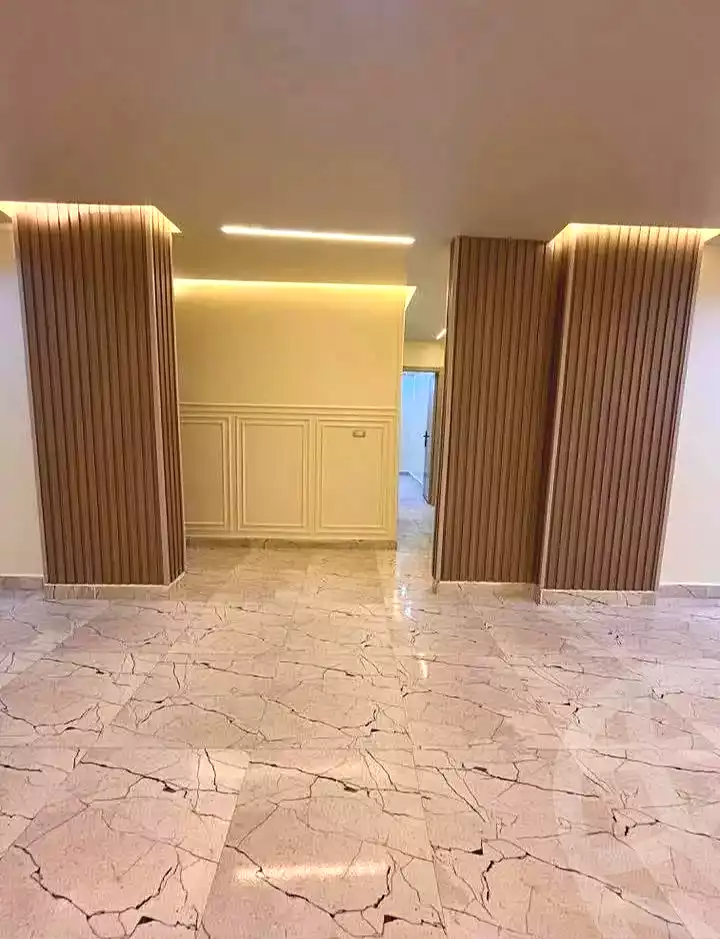 https://aqarmap.com.eg/ar/listing/7048715-for-sale-alexandria-al-agamy-lbytsh-bianchiii