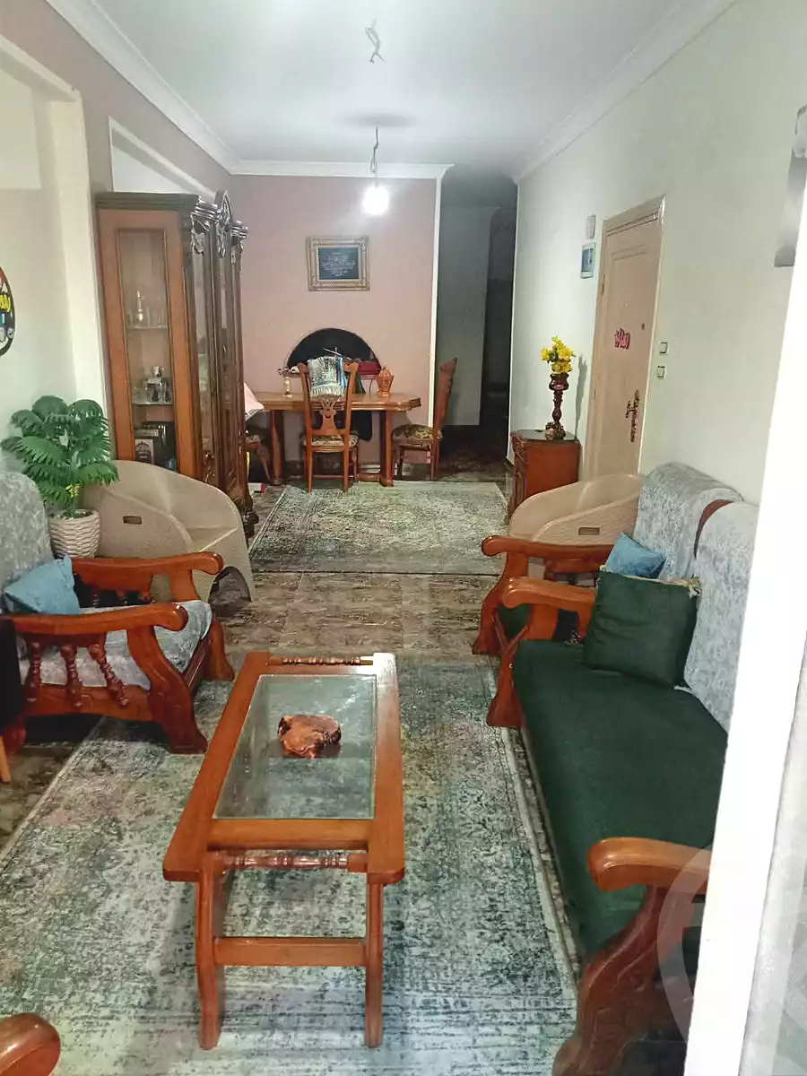 https://aqarmap.com.eg/ar/listing/7049110-for-sale-alexandria-al-agamy-el-kilo-21