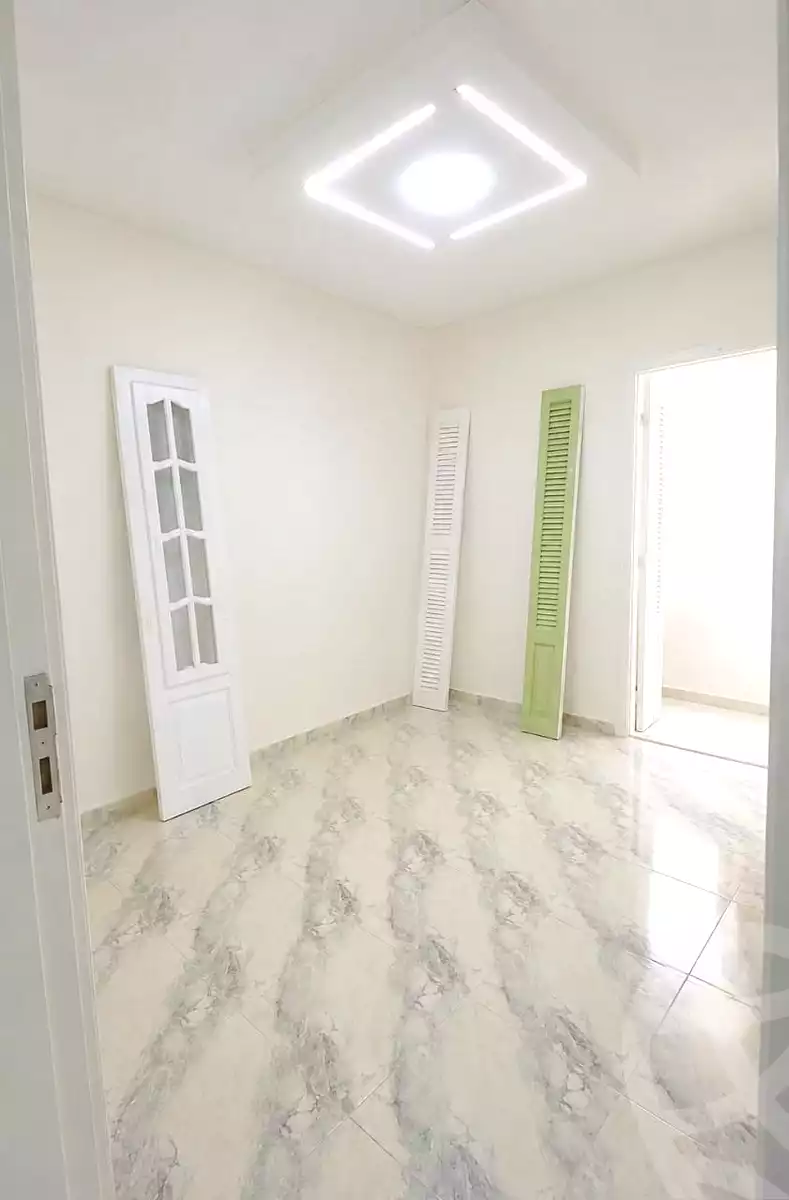 https://aqarmap.com.eg/en/listing/7049653-for-sale-alexandria-sydy-bshr-sydy-bshr-qbly-mohamed-farid-st