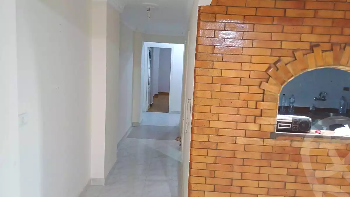 https://aqarmap.com.eg/ar/listing/7049686-for-sale-alexandria-lauran-mohammed-dorry-basha-st