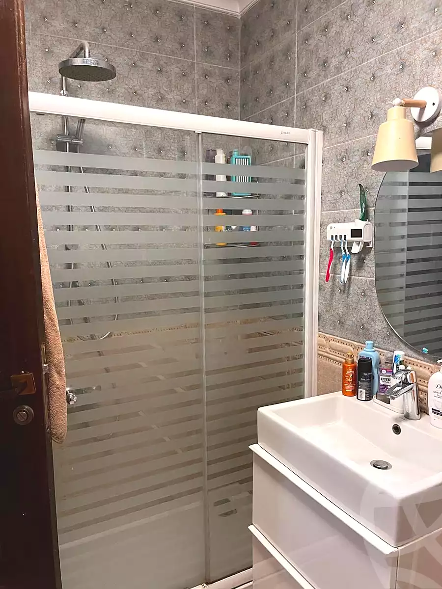 https://aqarmap.com.eg/ar/listing/7049867-for-sale-cairo-el-sheikh-zayed-city-small-investor