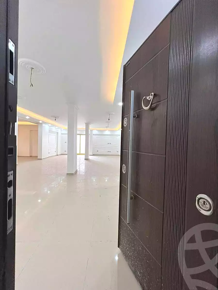 https://aqarmap.com.eg/ar/listing/7049883-for-sale-alexandria-al-agamy-lbytsh-bianchiii-el-bashwat-st