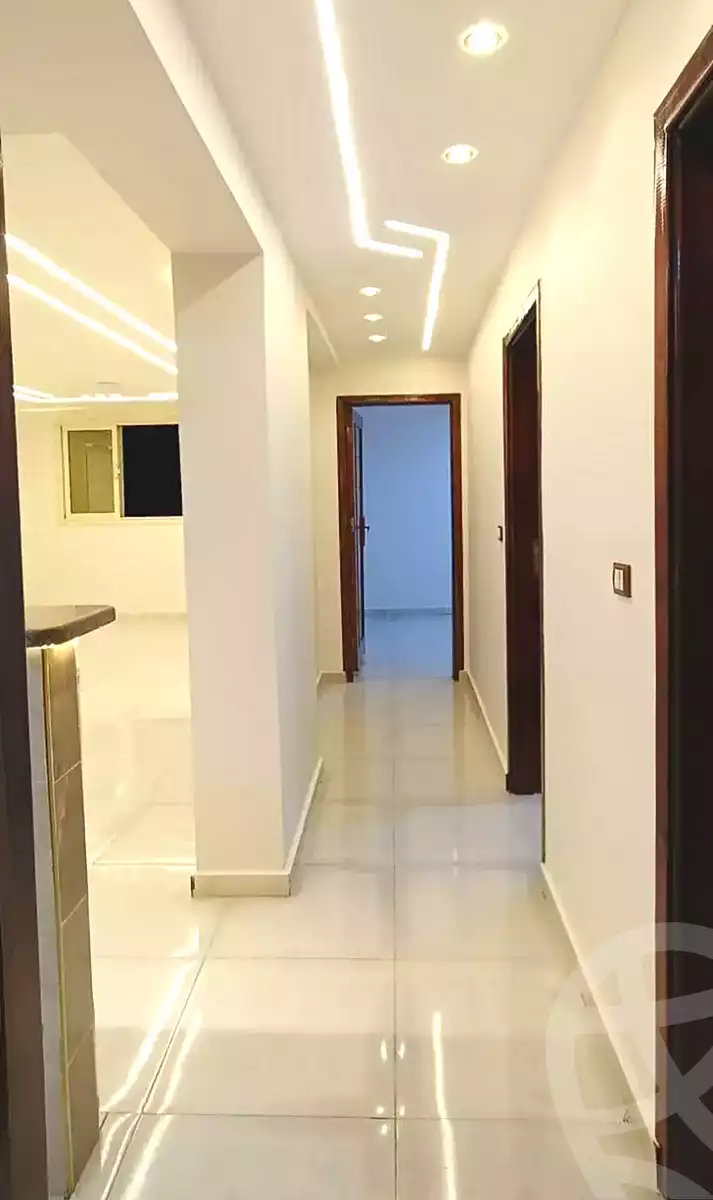 https://aqarmap.com.eg/ar/listing/7049941-for-sale-cairo-helwan-hadayek-helwan-el-eshrein-st