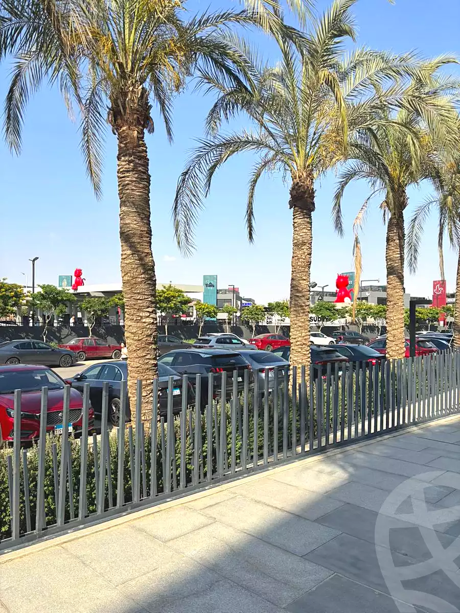 https://aqarmap.com.eg/en/listing/7049908-for-rent-cairo-new-cairo-compounds-lakeview-residence