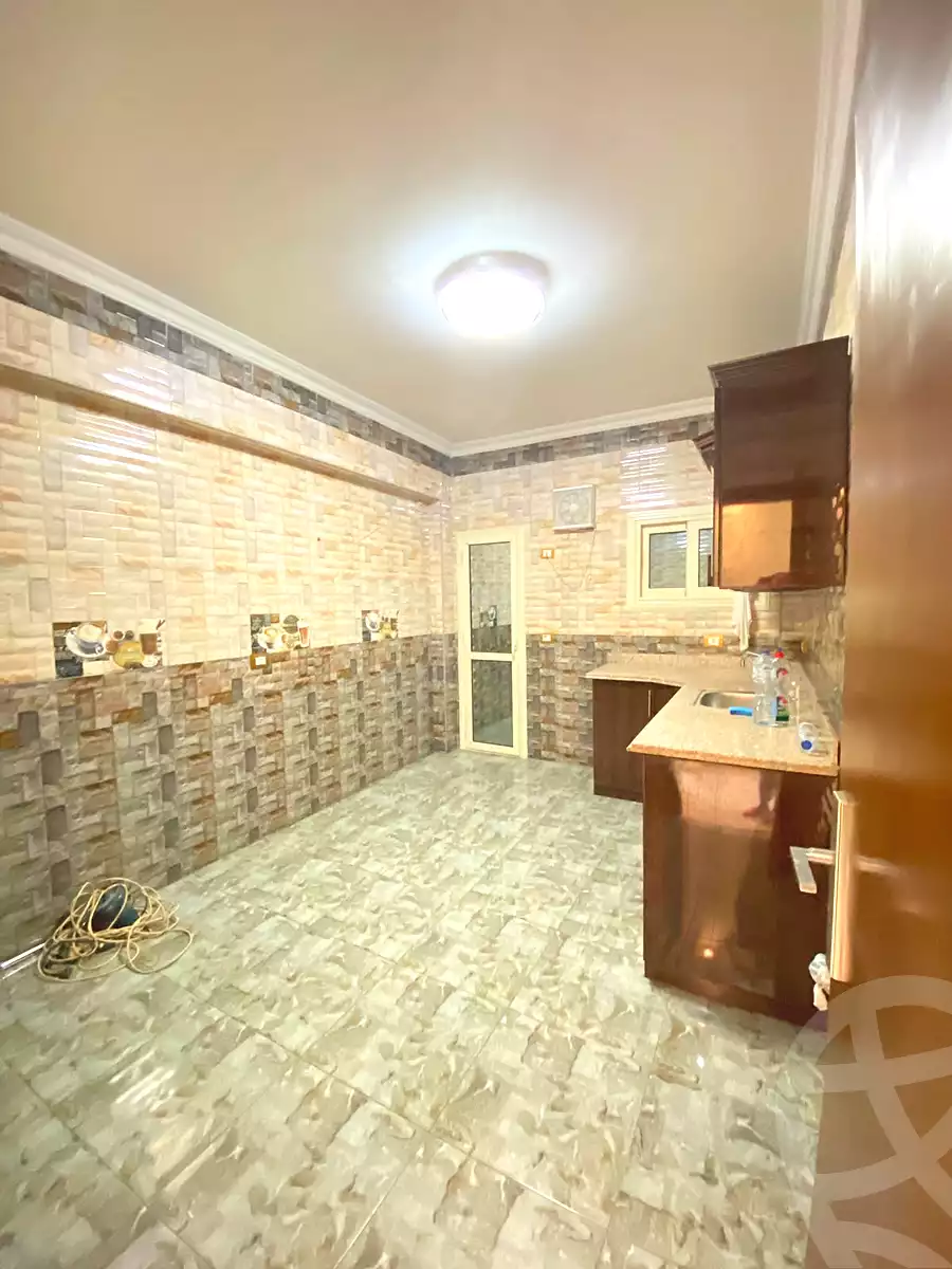 https://aqarmap.com.eg/ar/listing/7050157-for-rent-cairo-new-cairo-el-ahyaa-fourth-neighborhood-street-1