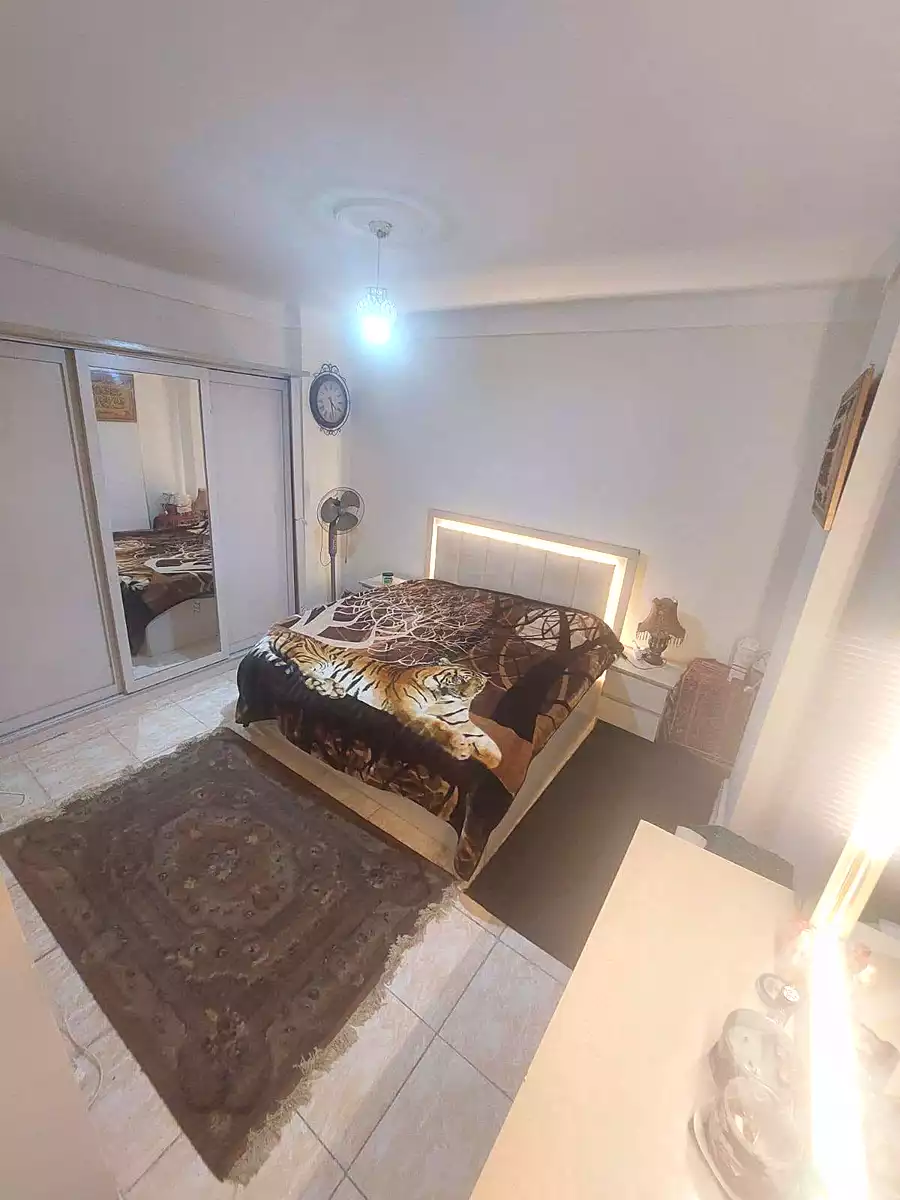 https://aqarmap.com.eg/ar/listing/7050234-for-sale-alexandria-sydy-bshr-sydy-bshr-bhry-shr-mhmwd-l-yswy