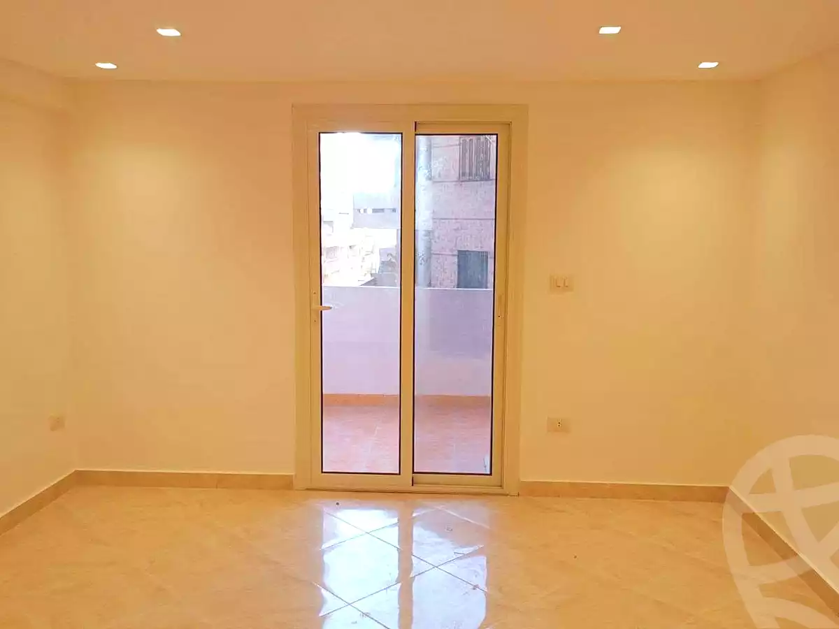 https://aqarmap.com.eg/ar/listing/7050301-for-rent-alexandria-el-asafra-sadiqat-al-ketab-al-moqadas-st