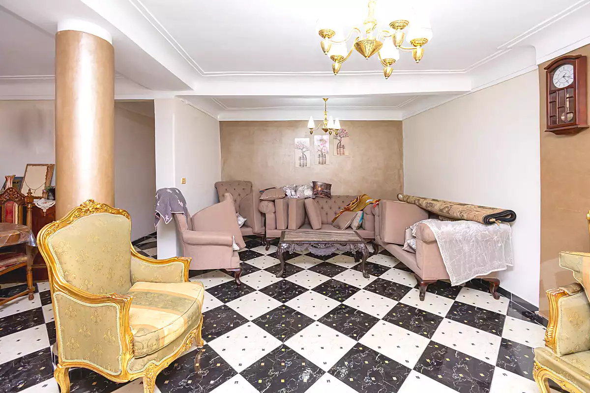 https://aqarmap.com.eg/en/listing/7050433-for-sale-alexandria-roshdy-al-fereid-layan-st
