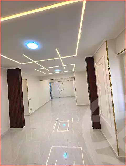 https://aqarmap.com.eg/ar/listing/7050810-for-sale-alexandria-sydy-bshr-sydy-bshr-bhry-shr-mhmwd-l-yswy