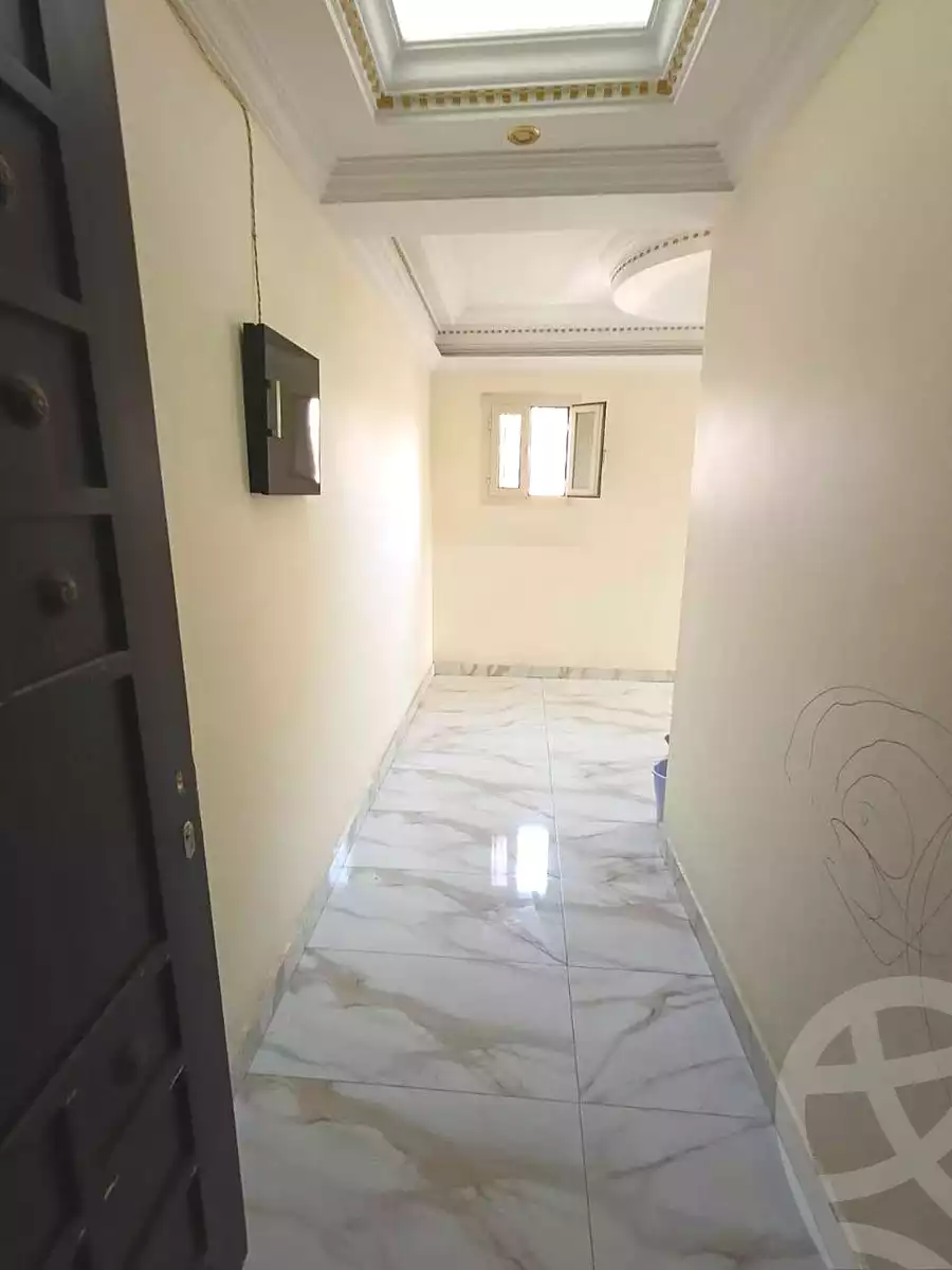 https://aqarmap.com.eg/ar/listing/7050871-for-sale-cairo-helwan-ahmed-enci-st