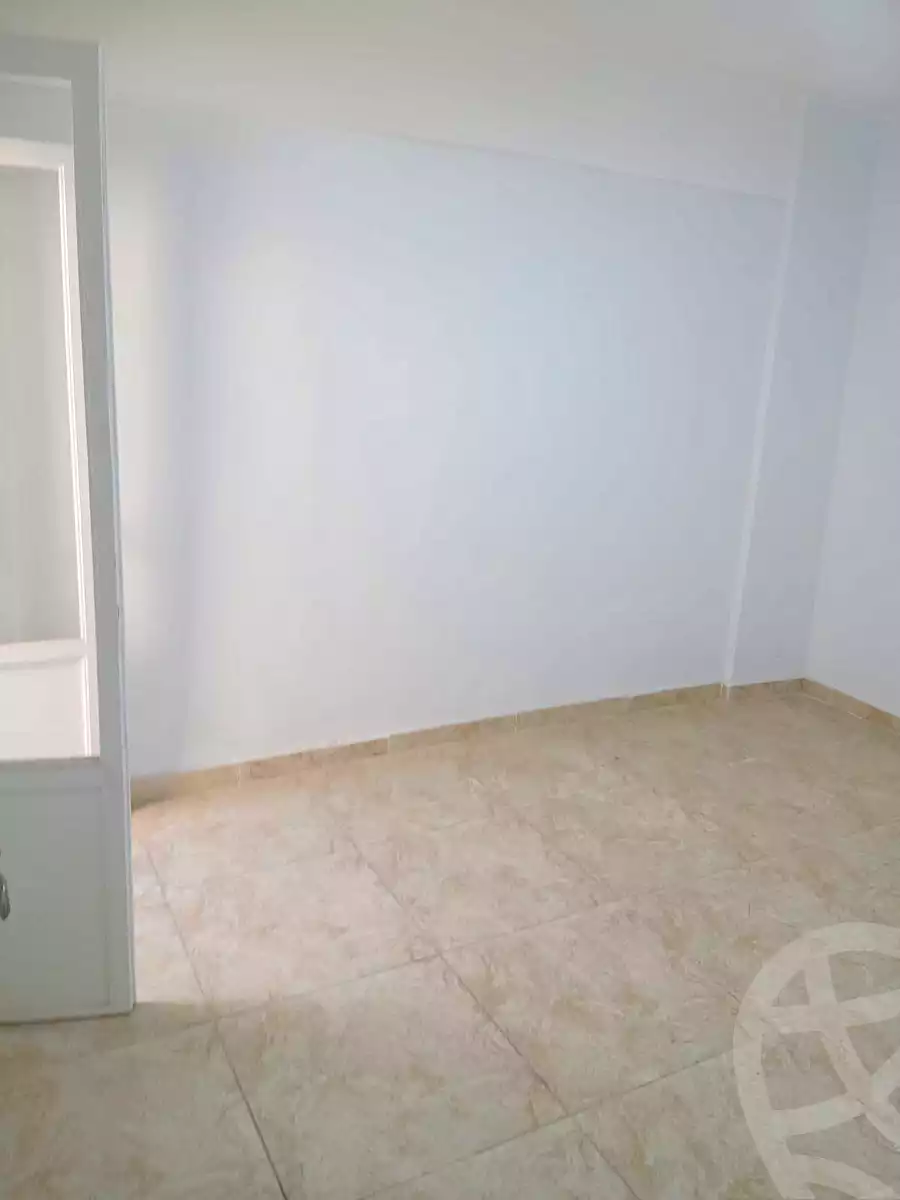 https://aqarmap.com.eg/ar/listing/7050979-for-sale-alexandria-al-agamy-lbytsh-al-andalous-wa-al-hgaz-st