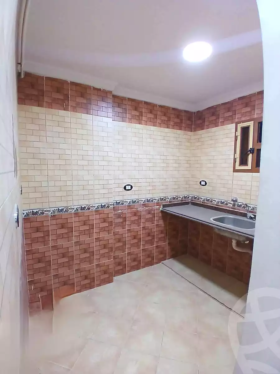 https://aqarmap.com.eg/ar/listing/7051027-for-sale-alexandria-lsywf-el-falki-street-16-el-eslah